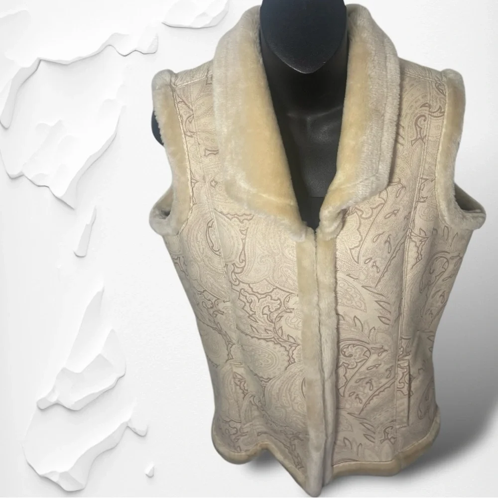Coldwater Creek Faux Suede Vest Size Small Light Beige